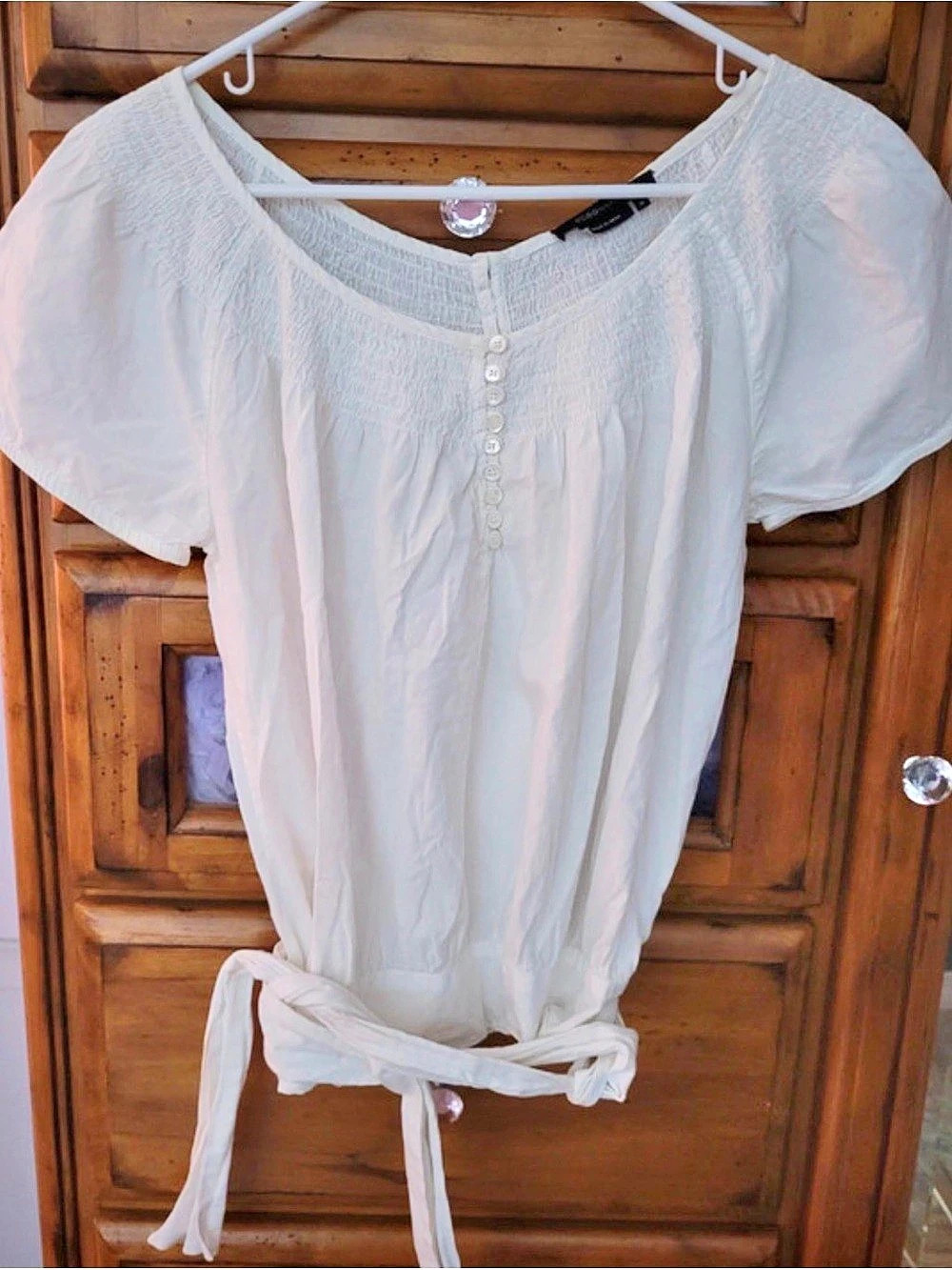 BCBGMAXAZRIA White Tie Waist Blouse Top Small S Excellent Condition